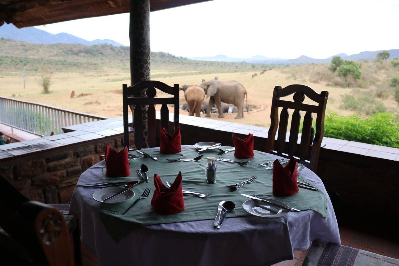 Ngulia Safari Lodge Tsavo Eksteriør billede