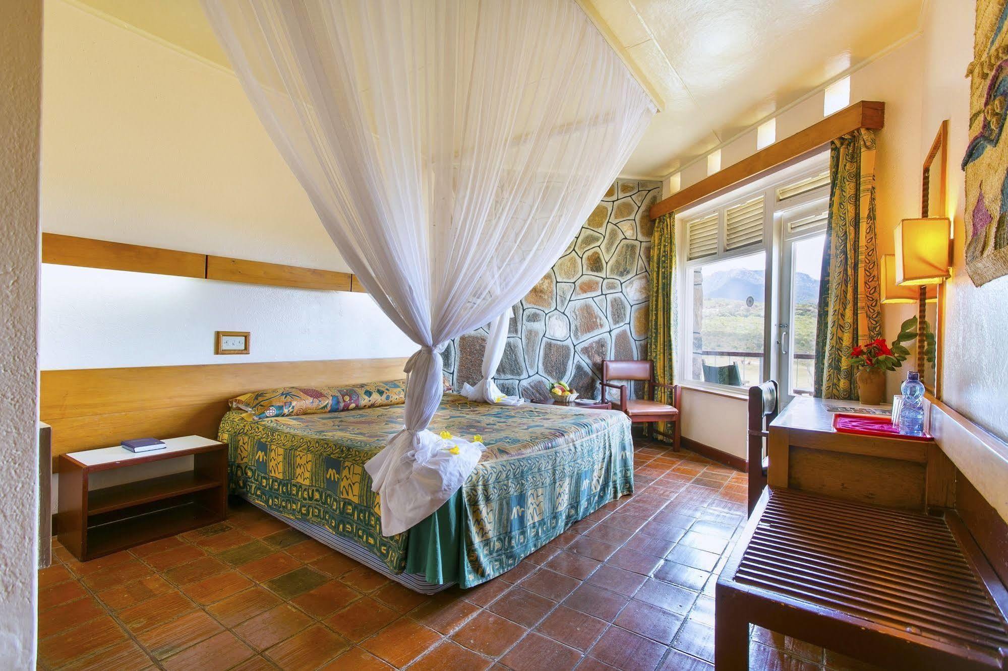 Ngulia Safari Lodge Tsavo Eksteriør billede